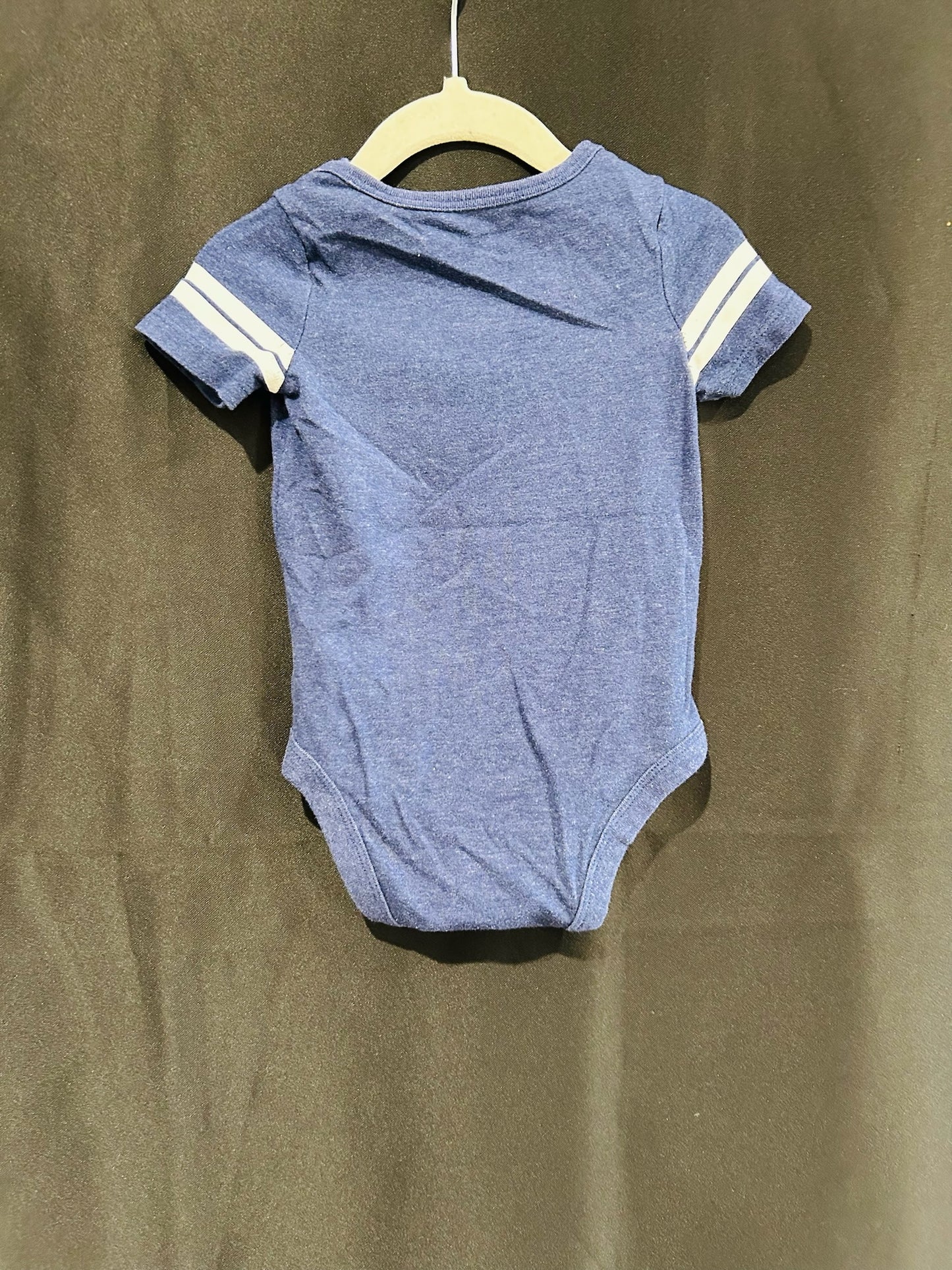 Cat & Jack Short Sleeve Onesie, 6-9 months
