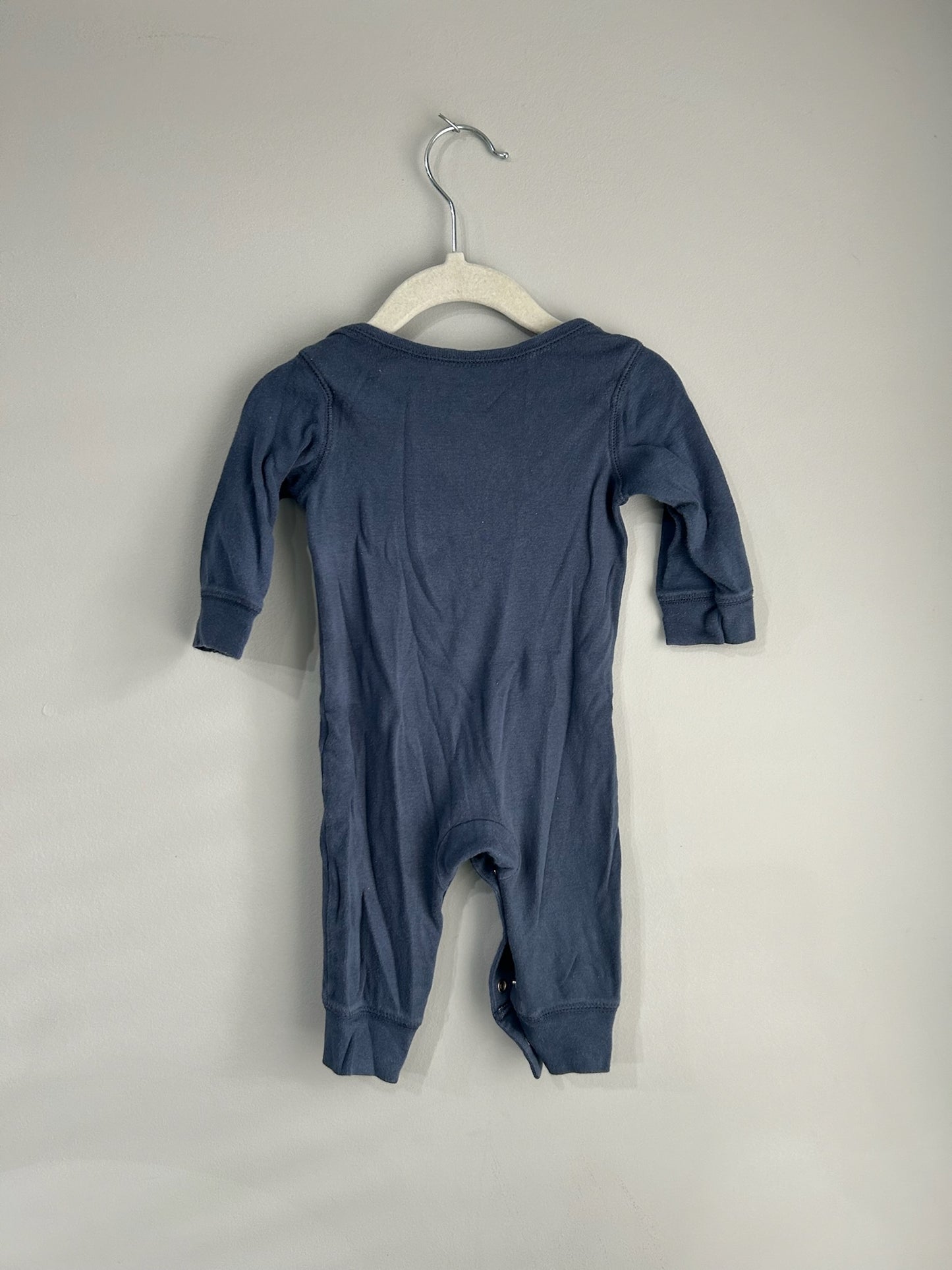 Carter’s Onesie, 6 months