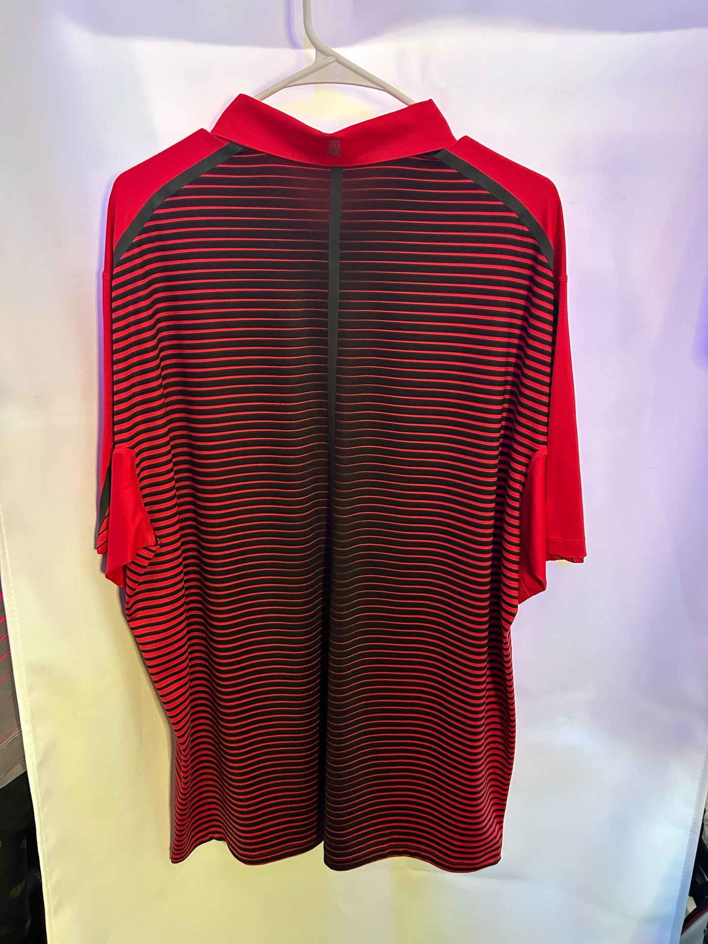 Nike Tiger Woods Polo XL Pink/Black Striped Back