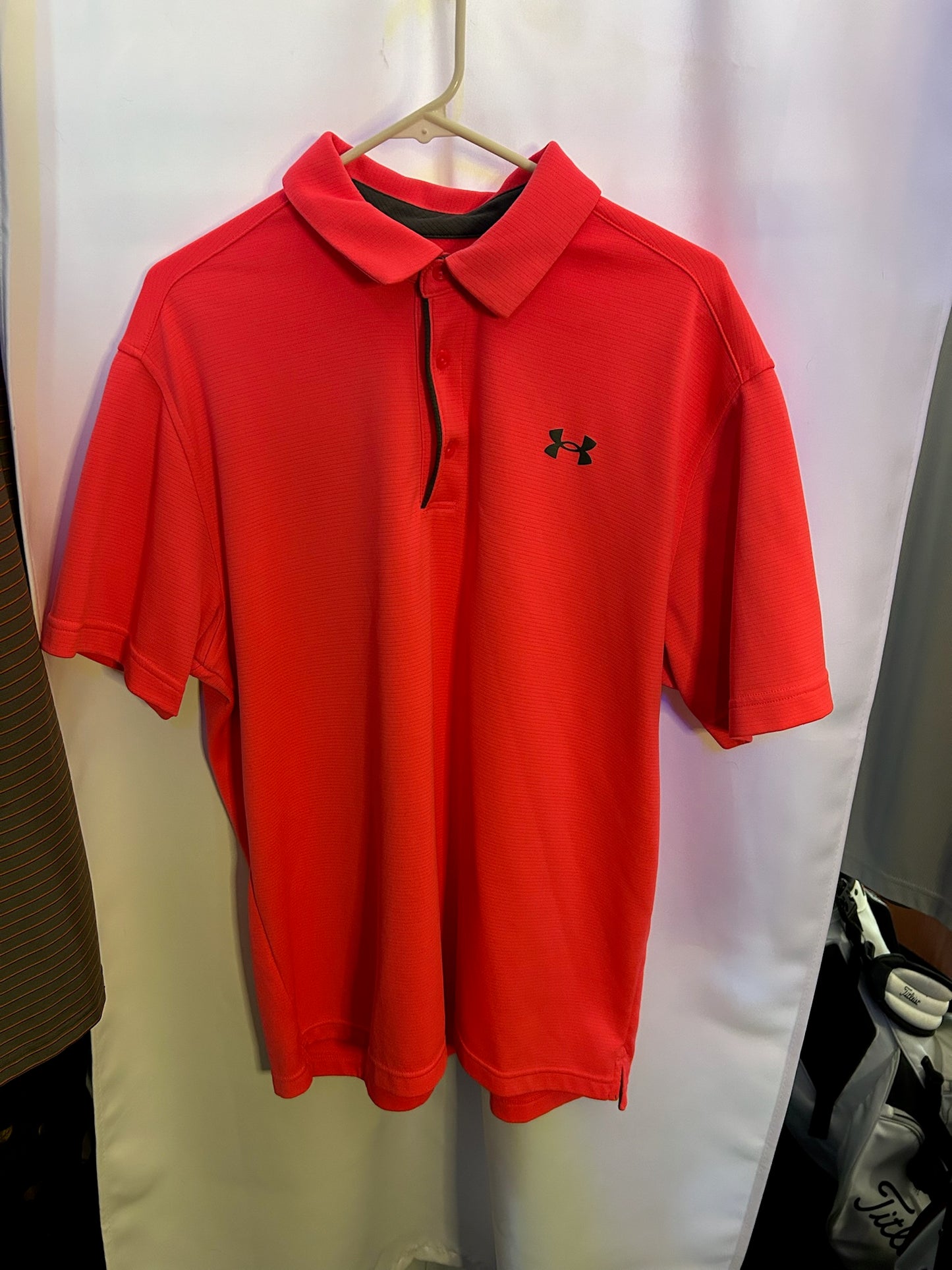 Under Armour Golf Polo HeatGear XL Coral